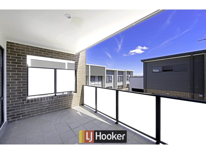 28/50 Henry Kendall Street, Franklin ACT 2913