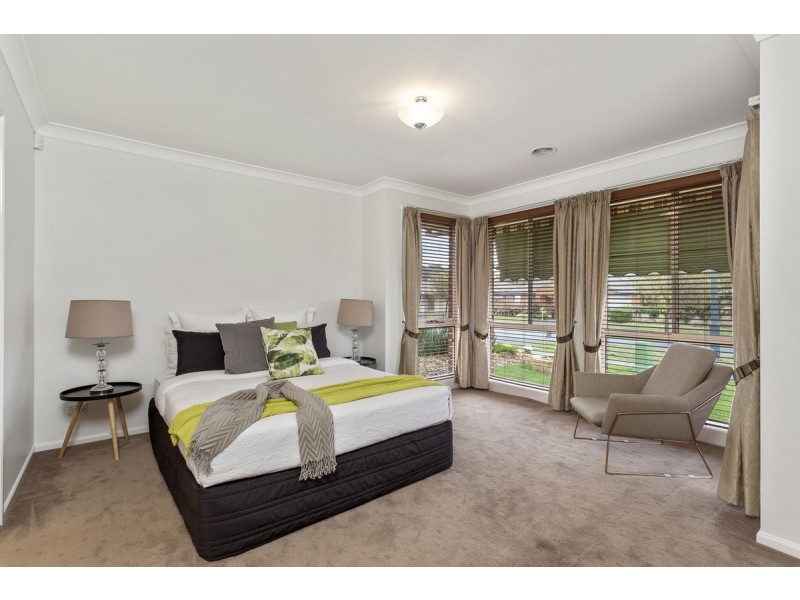14 Eurobin Street, Harrison ACT 2914