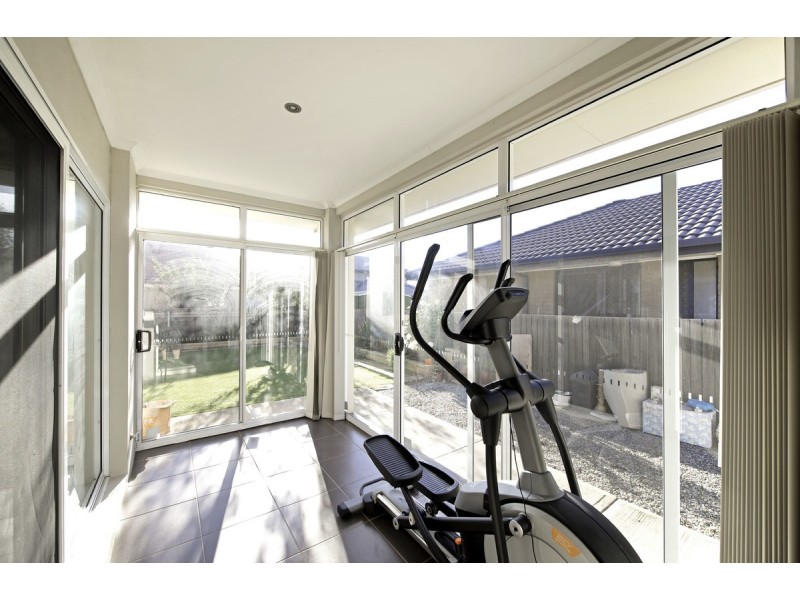 17 Wallaman Street, Harrison ACT 2914