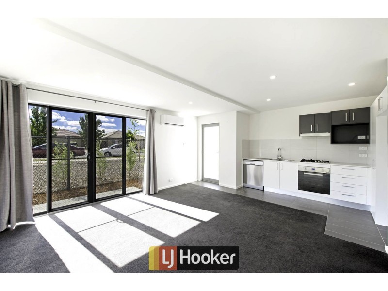 1/84 Kings Canyon Street, Harrison ACT 2914