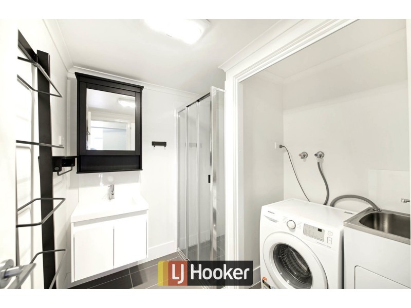 1/84 Kings Canyon Street, Harrison ACT 2914