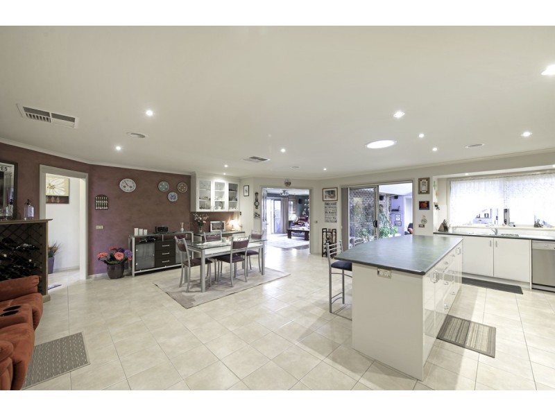 7 Henry Sutton Circuit, Dunlop ACT 2615