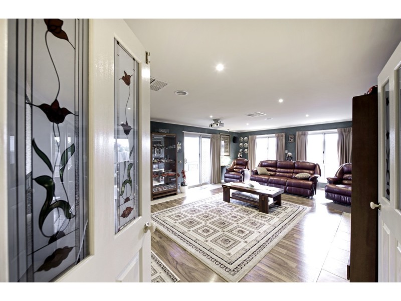 7 Henry Sutton Circuit, Dunlop ACT 2615