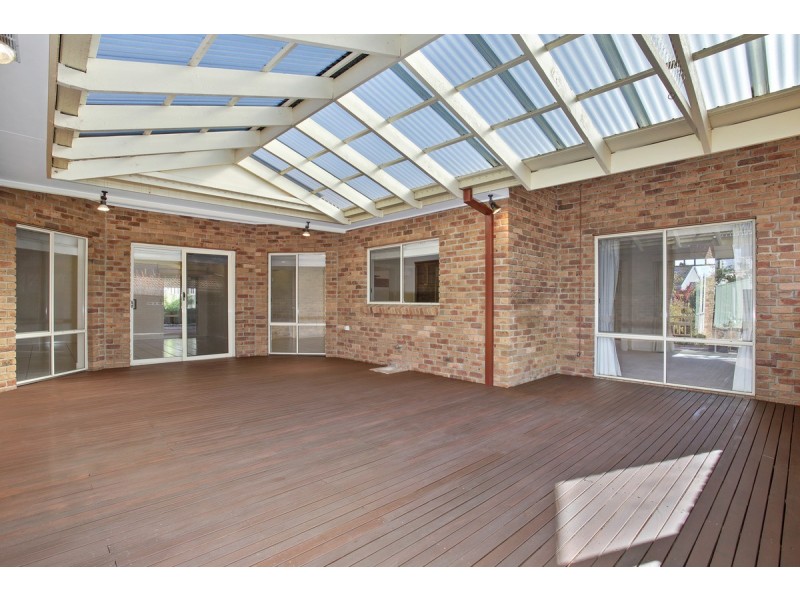 27 Feathertop Street, Palmerston ACT 2913