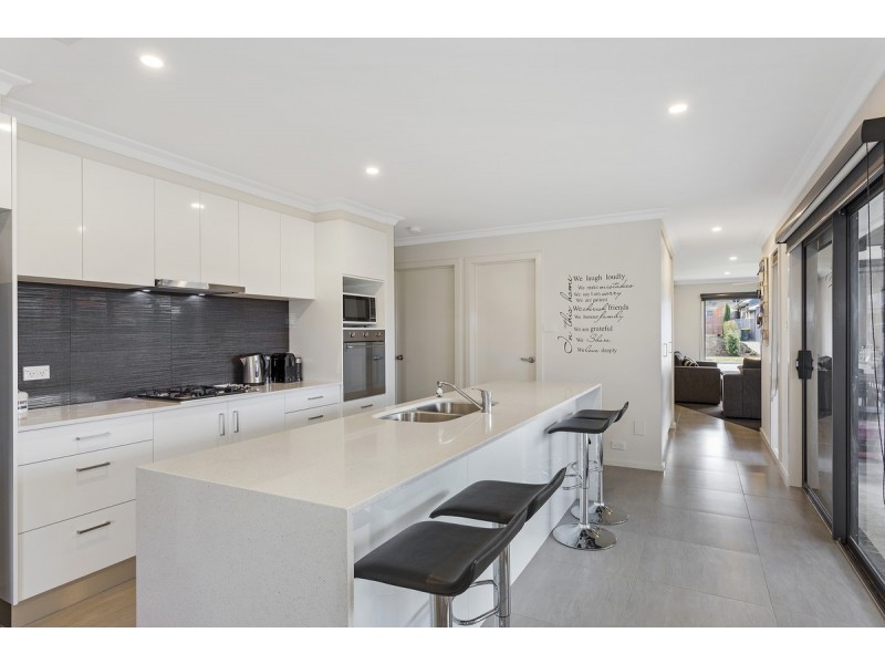 102 Henry Williams Street, Bonner ACT 2914