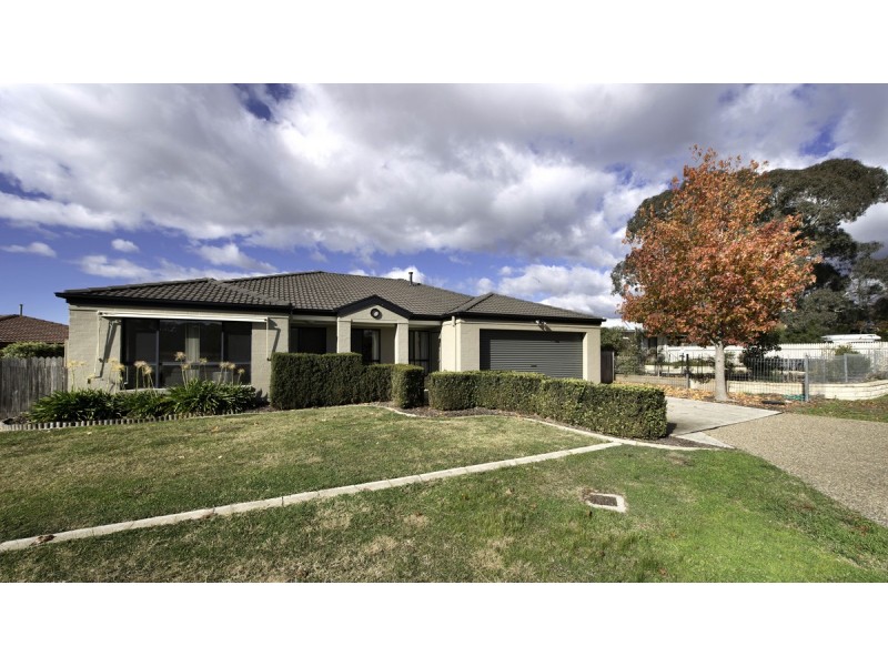6 Tia Close, Amaroo ACT 2914