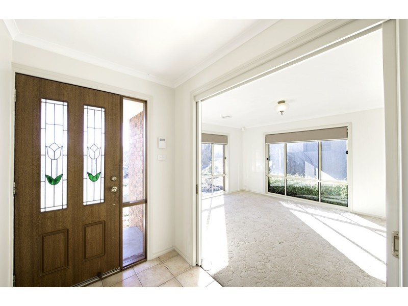 34 Evelyn Owen Crescent, Dunlop ACT 2615