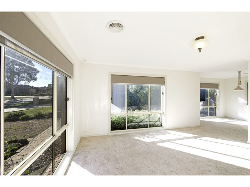 34 Evelyn Owen Crescent, Dunlop ACT 2615