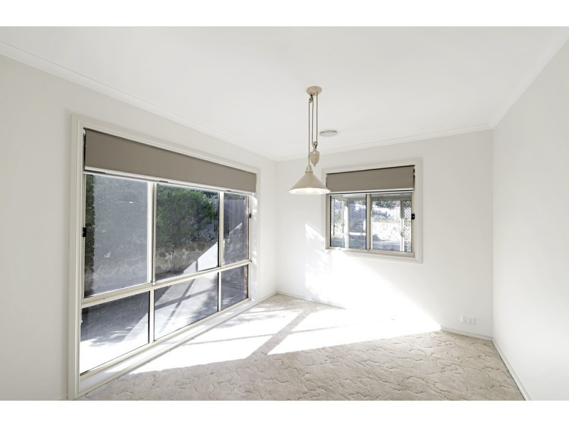 34 Evelyn Owen Crescent, Dunlop ACT 2615