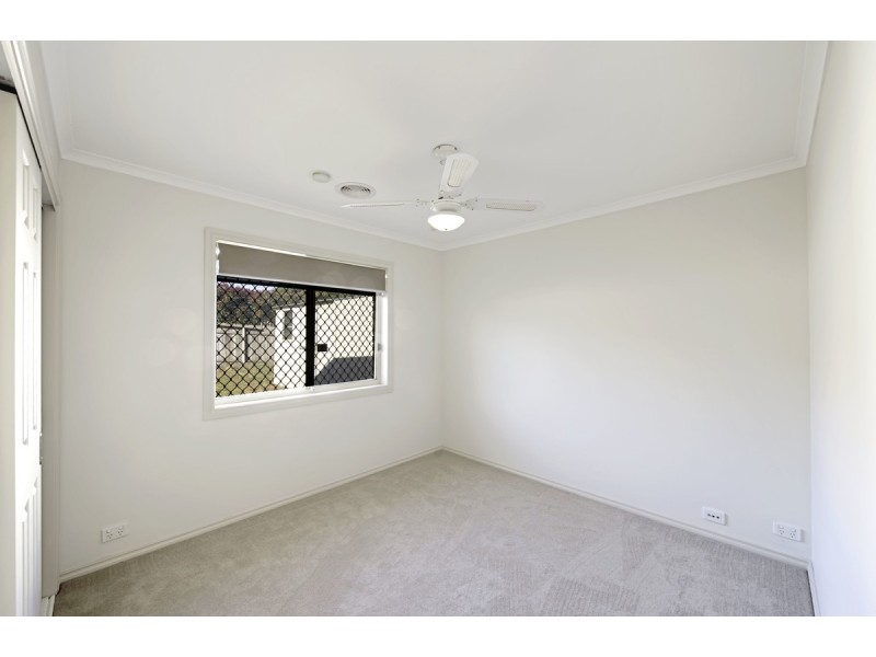 34 Evelyn Owen Crescent, Dunlop ACT 2615