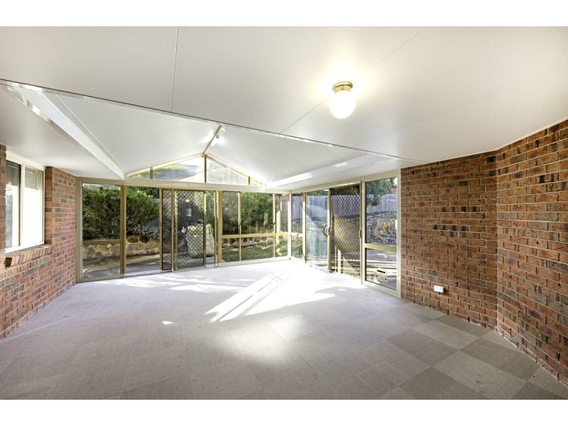 34 Evelyn Owen Crescent, Dunlop ACT 2615