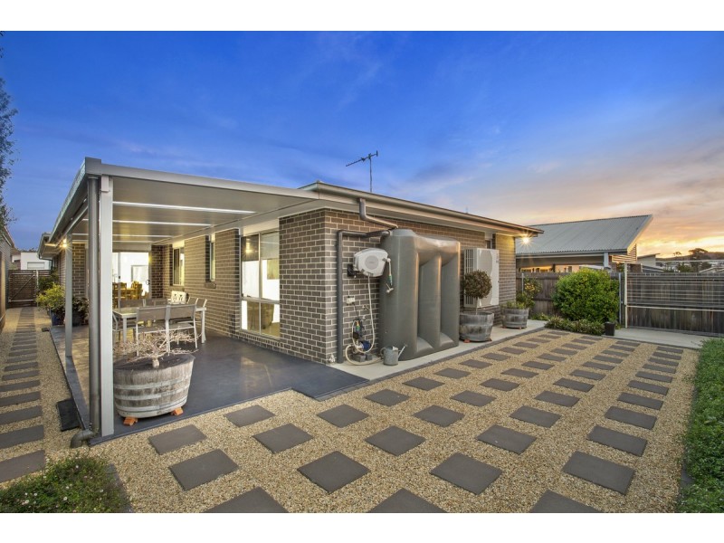 5 Buchan Crescent, Forde ACT 2914