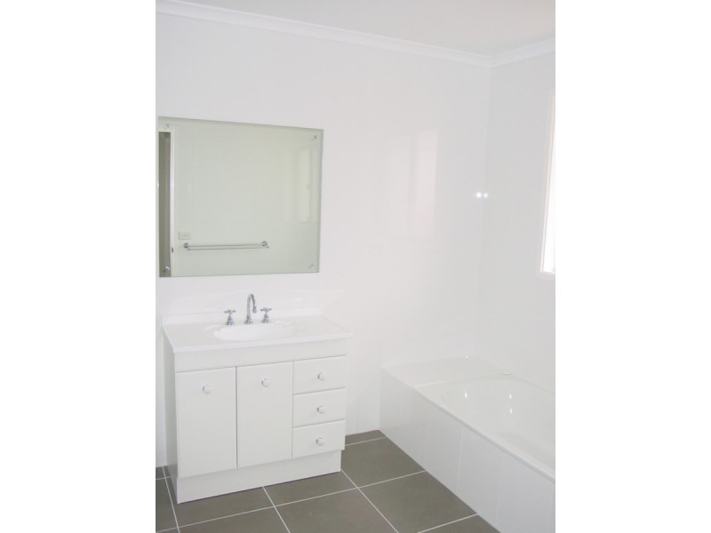 32 Beveridge Crescent, Forde ACT 2914