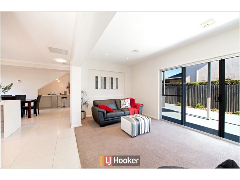 330 Gundaroo Drive, Gungahlin ACT 2912