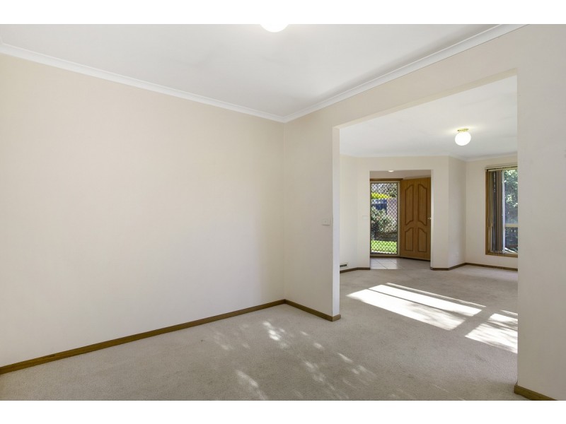 61 Gurrang Avenue, Ngunnawal ACT 2913
