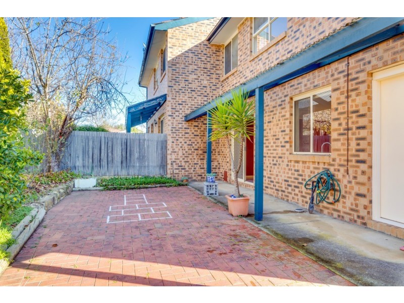2/11 Everard Street, Palmerston ACT 2913