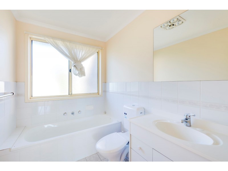 2/11 Everard Street, Palmerston ACT 2913