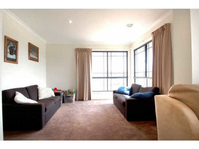 43 Benaroon Circuit, Amaroo ACT 2914