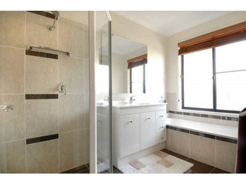 43 Benaroon Circuit, Amaroo ACT 2914