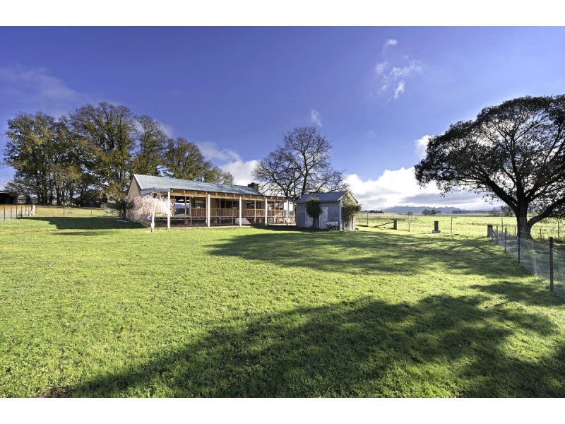 206 Church Lane, Wallaroo NSW 2618