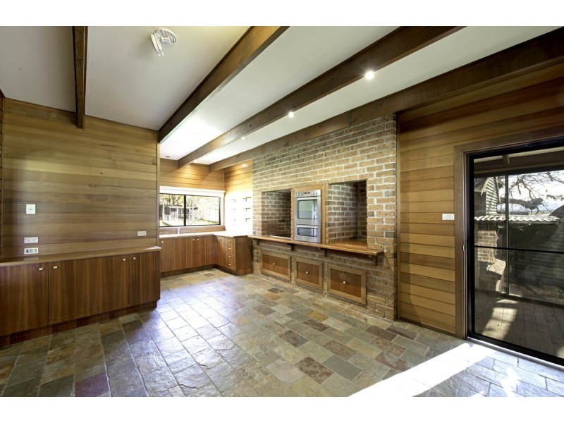 206 Church Lane, Wallaroo NSW 2618