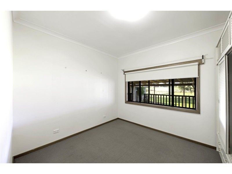 206 Church Lane, Wallaroo NSW 2618