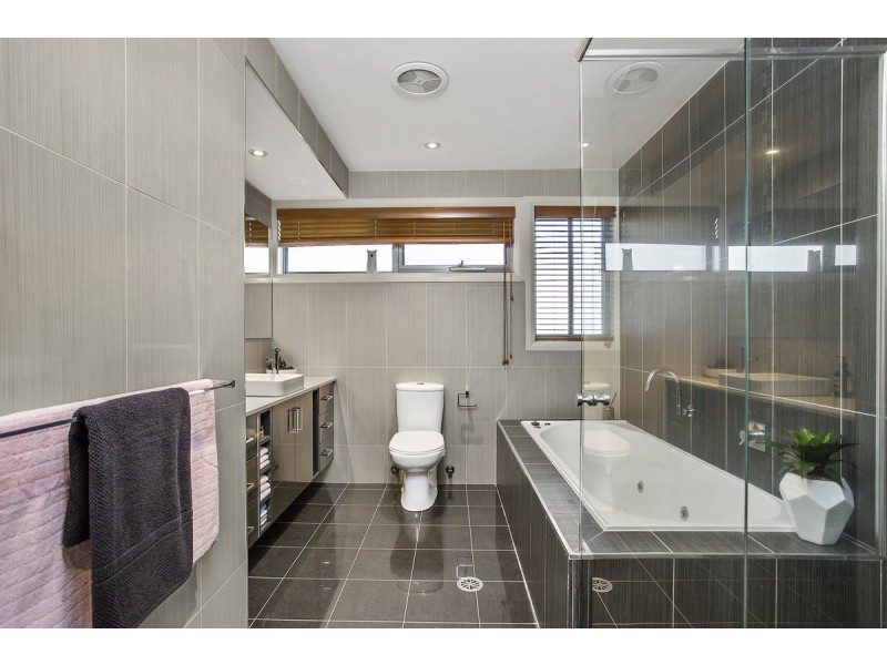 2 Jimmy Clements Crescent, Bonner ACT 2914