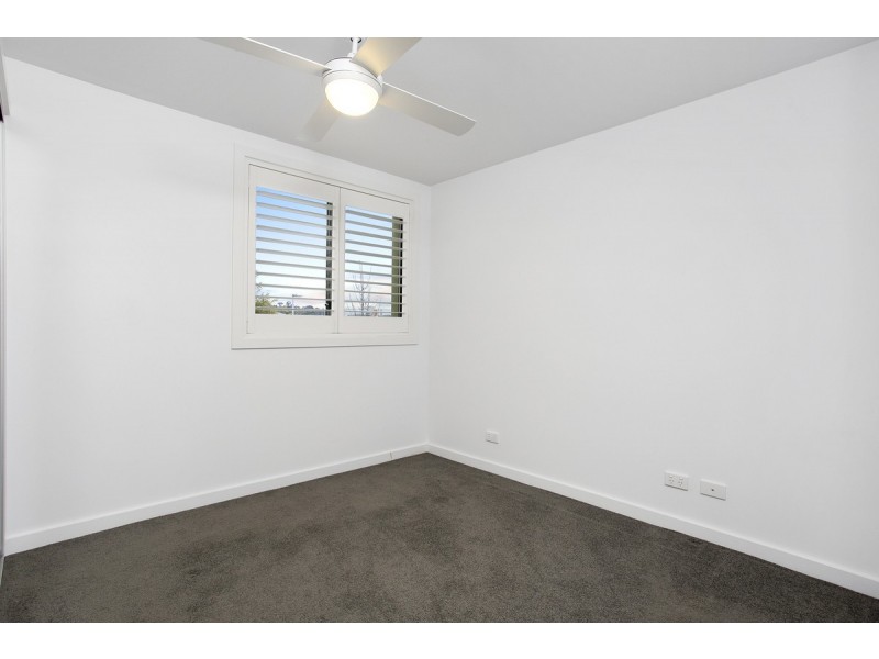 1/50 Hillcrest Street, Crace ACT 2911