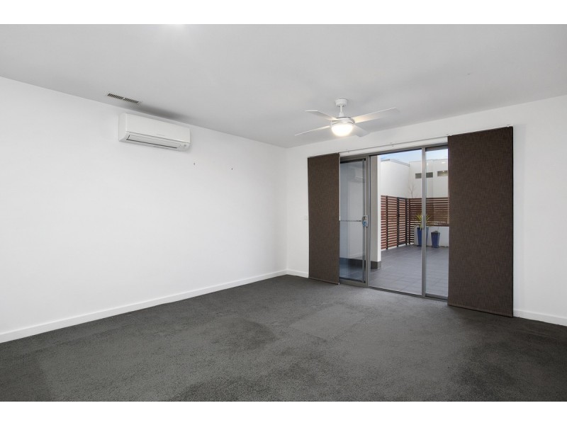 1/50 Hillcrest Street, Crace ACT 2911
