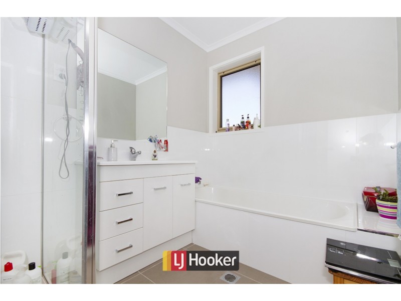 40 Irinyili Street, Bonner ACT 2914