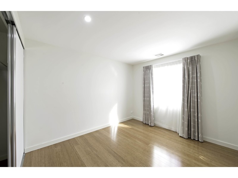 18 Pearl Gibbs Circuit, Bonner ACT 2914