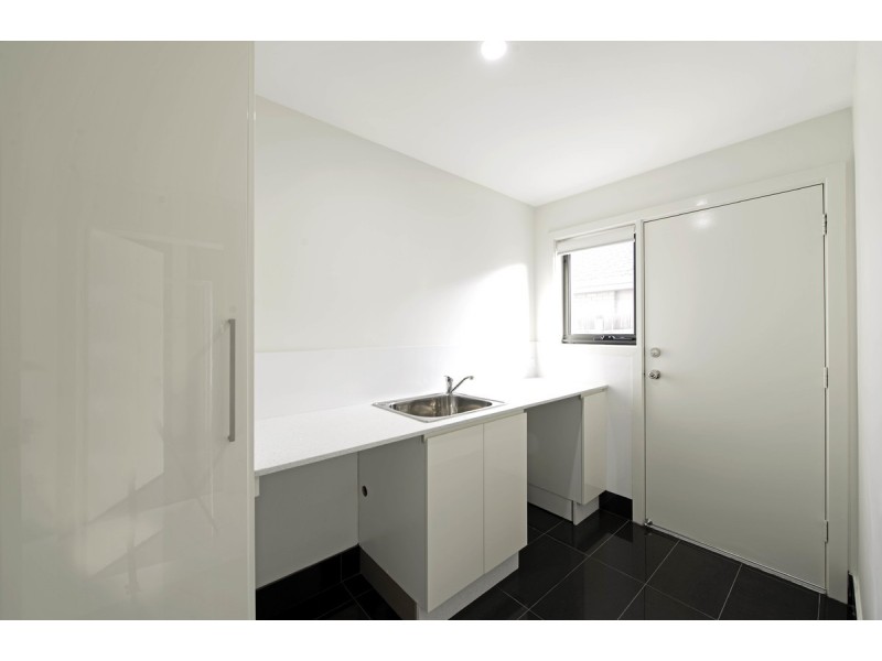 18 Pearl Gibbs Circuit, Bonner ACT 2914