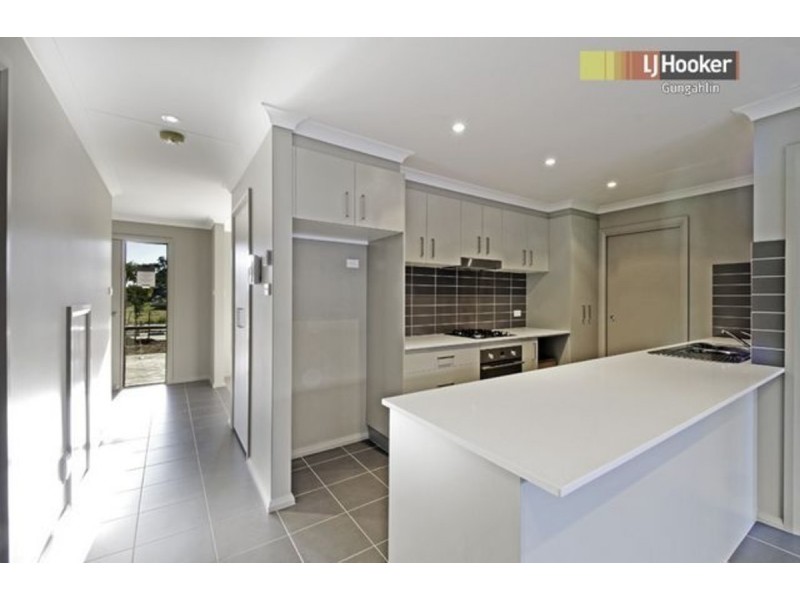 25 Leslie Dwyer Street, Forde ACT 2914