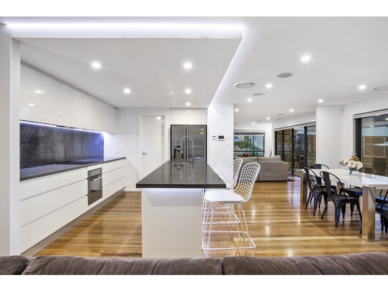7 Cartledge Street, Casey ACT 2913