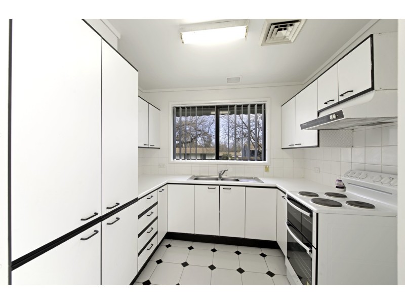 3 Traill Place, Charnwood ACT 2615