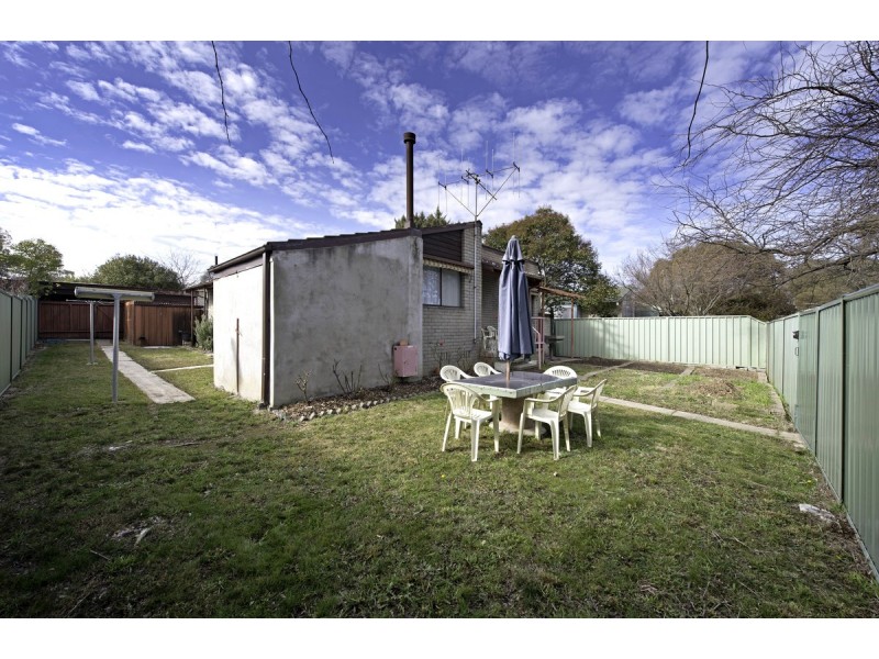 3 Traill Place, Charnwood ACT 2615