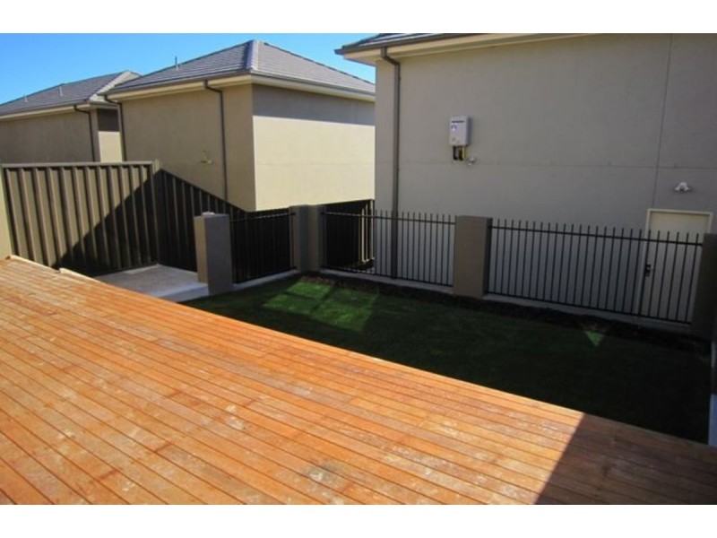 12 Kable Lane, Gungahlin ACT 2912