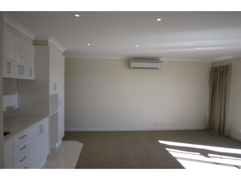 12 Kable Lane, Gungahlin ACT 2912