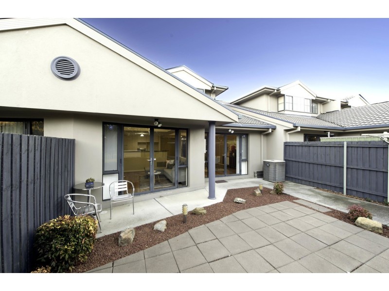 144/50 Ellenborough Street, Lyneham ACT 2602