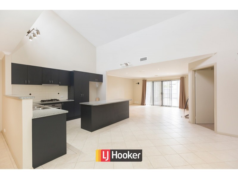 4 Ayrton Street, Gungahlin ACT 2912
