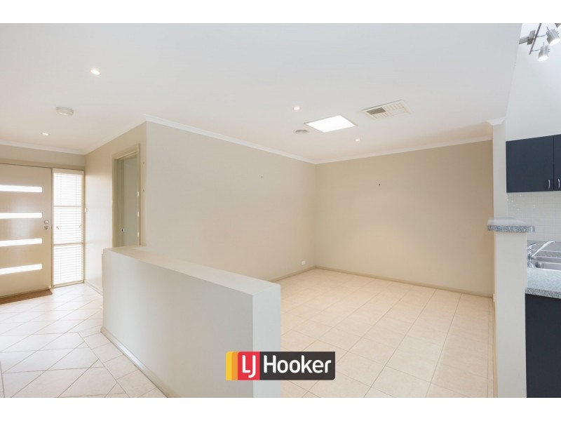 4 Ayrton Street, Gungahlin ACT 2912
