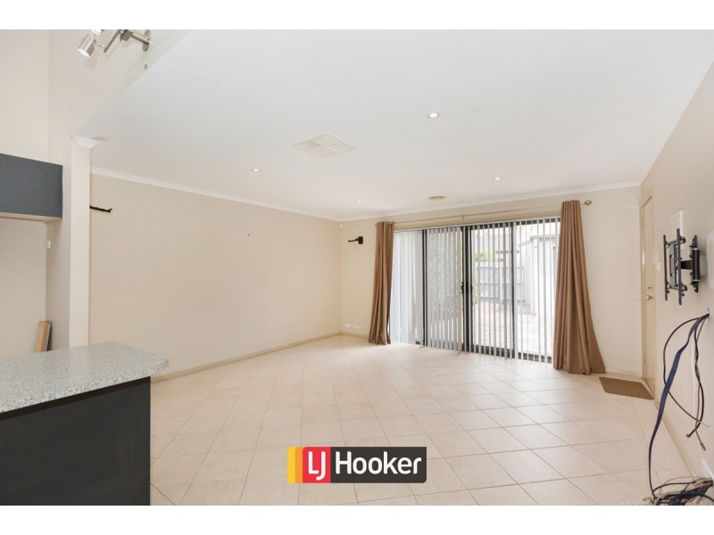 4 Ayrton Street, Gungahlin ACT 2912