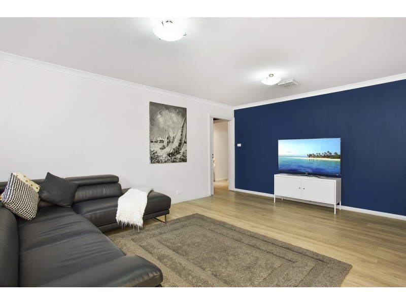 16 Denoon Street, Forde ACT 2914