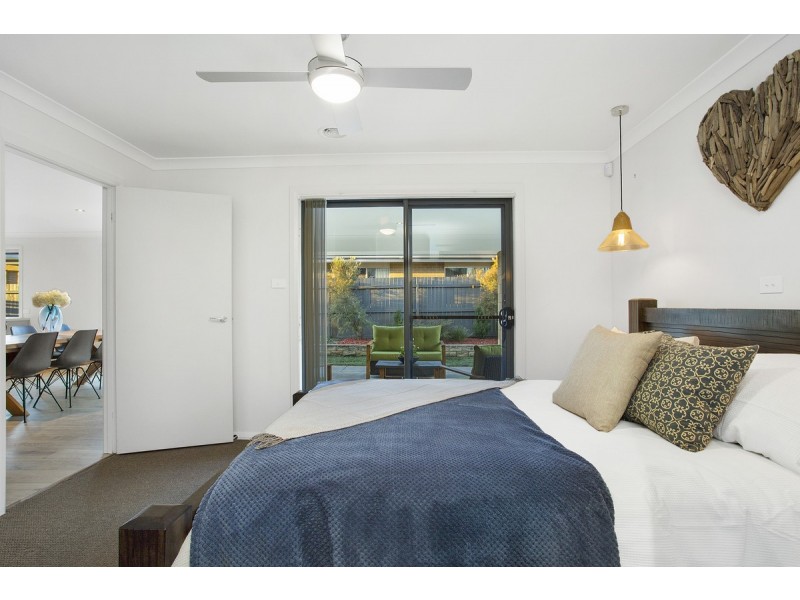 16 Denoon Street, Forde ACT 2914