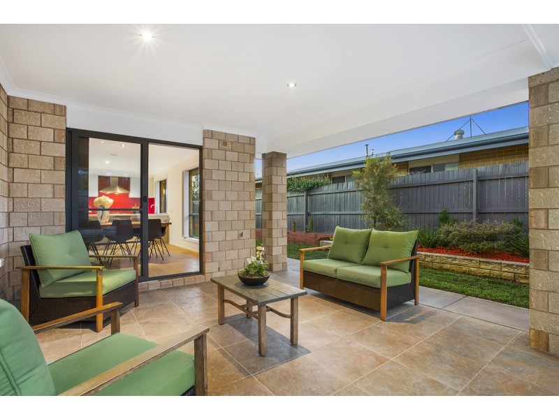 16 Denoon Street, Forde ACT 2914