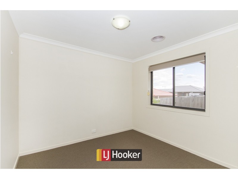 32 Murrjinelle Circuit, Bonner ACT 2914