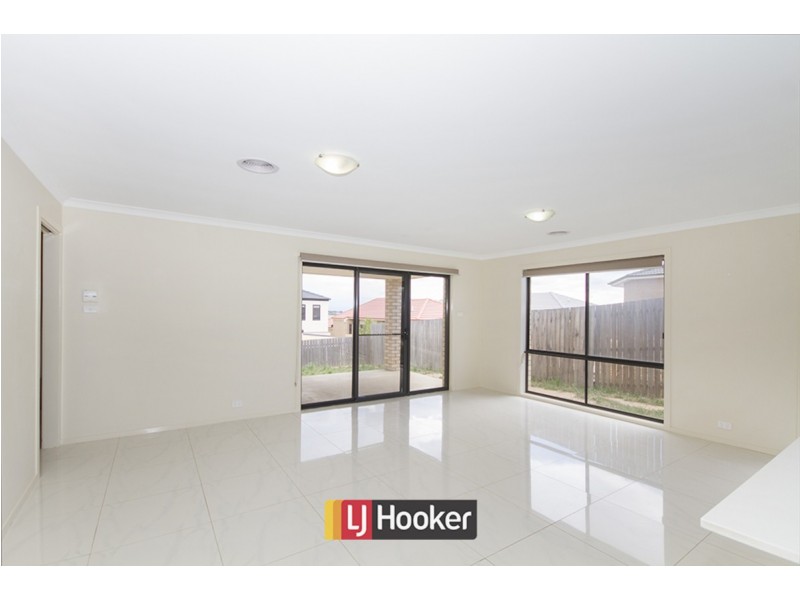 32 Murrjinelle Circuit, Bonner ACT 2914
