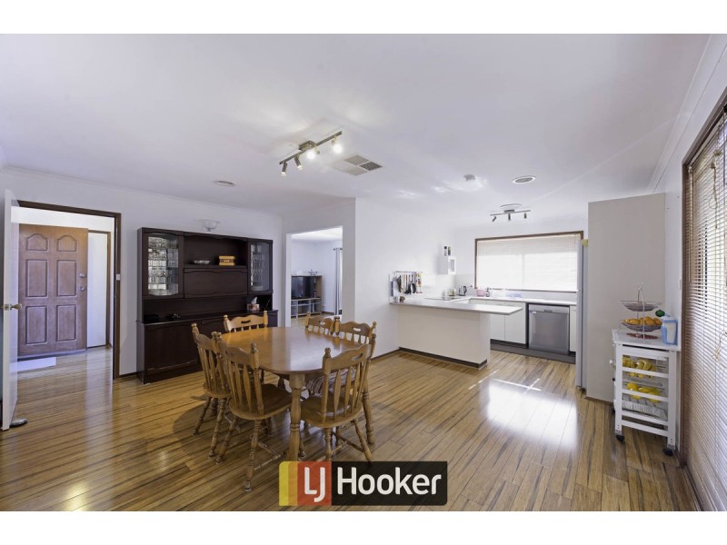 8 Laptz Close, Palmerston ACT 2913