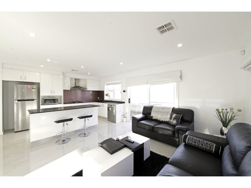 4 Daramoolen Street, Ngunnawal ACT 2913