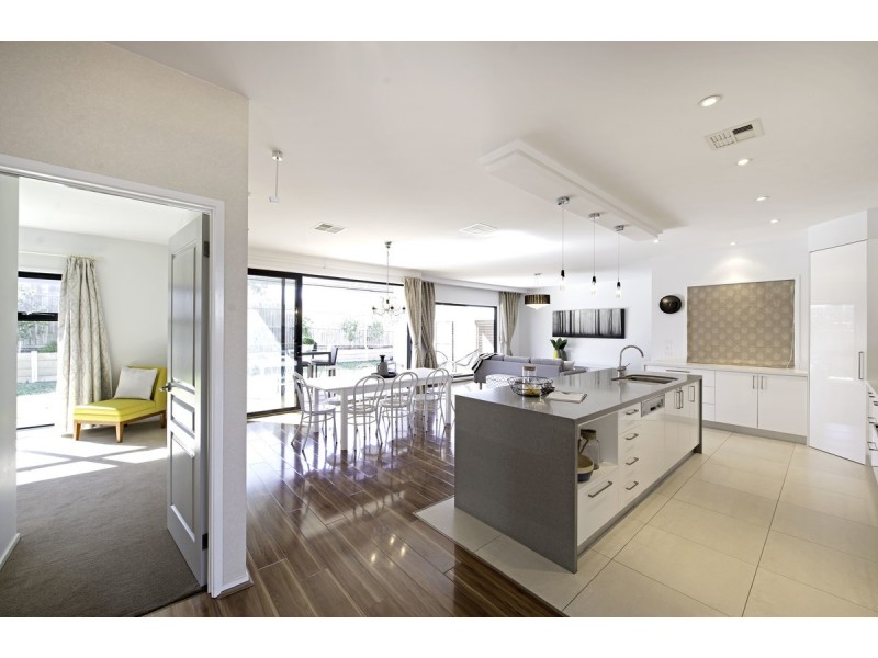 1 Dreyer Street, Franklin ACT 2913